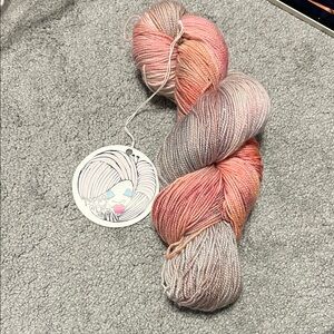 Tempting Ewe Yarns Ewe So Sparkly Sock - Fire Pit (Light)